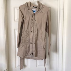 Woman’s Columbia rain jacket size small